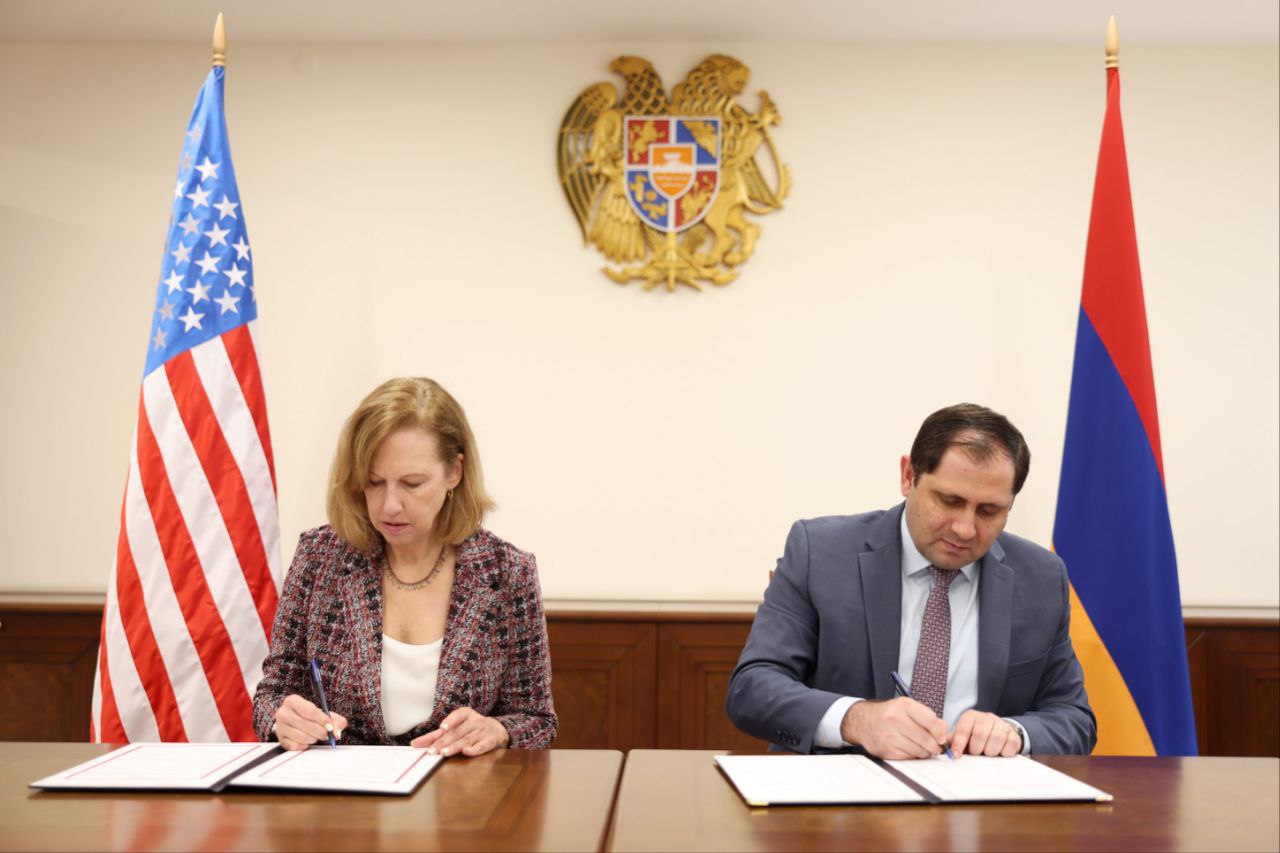 Посол США и глава Минобороны обсудили перспективы развития сотрудничества между Арменией и США в сфере обороны 