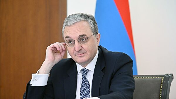 Мнацаканян: МИД Армении на постоянной связи со странами-сопредседателями МГ ОБСЕ и членами ОДКБ 