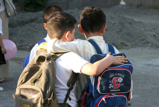 СМИ: дети в Армении, не посещающие школу, будут выявлены, они станут учиться 