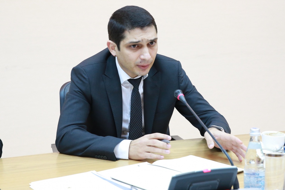Министр ЕЭК подал в суд на оппозиционные армянские СМИ 