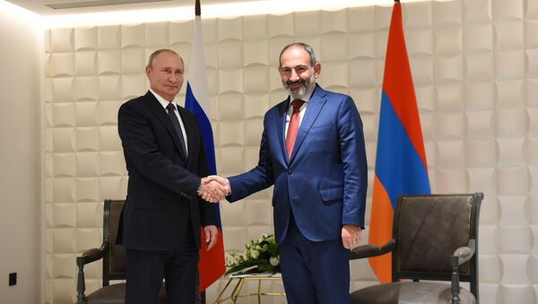 Премьер-министр Армении посетит с официальным визитом Россию. Пашинян встретится с высшим руководством России 