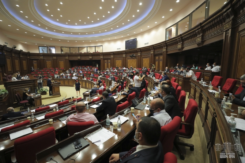 Парламент Армении утвердил годовой отчет о выполнении госбюджета на 2020 год 