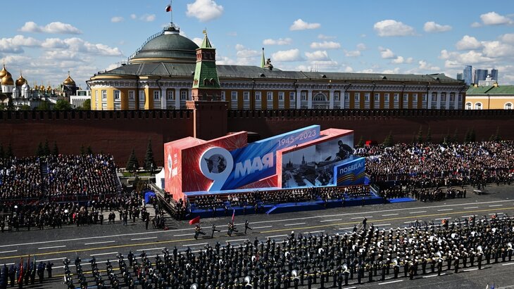На Красной площади в Москве начался парад Победы 