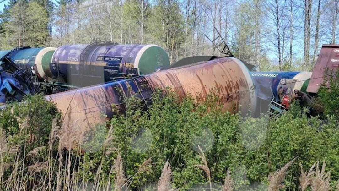 В Брянской области РФ предотвращен подрыв на железной дороге 