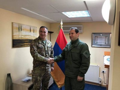 Приштина. Давид Тоноян встретился с армянскими миротворцами в Косово 