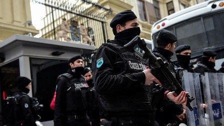 Репрессии Эрдогана продолжаются: Более 500 сотрудников мэрии Стамбула подозреваются в поддержке терроризма 