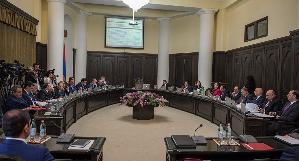 Новый скандальный законопроект: Заседания Правительства Армении будут проводиться в закрытом режиме 