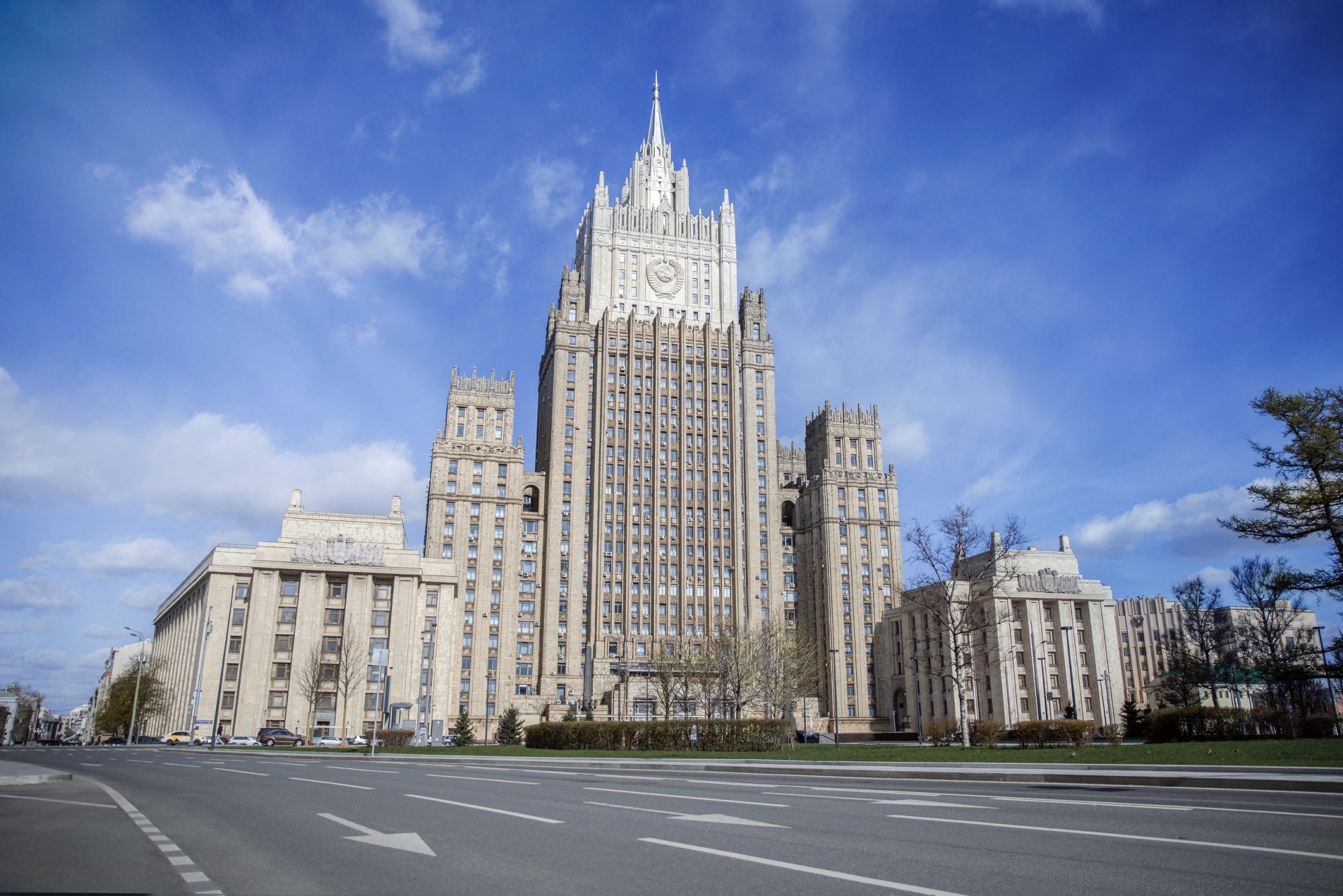 Представитель МИД ПФ: заявления в Ереване, будто "российское присутствие создает некие угрозы безопасности Армении" – это абсурд 