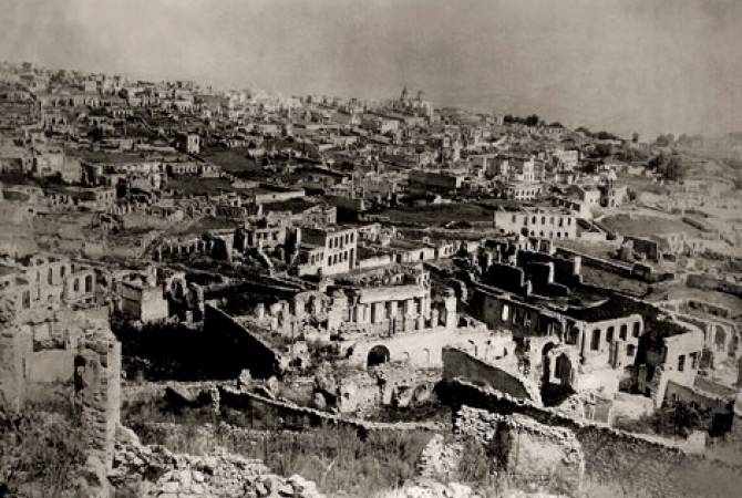 Парламент Армении почтил память жертв погромов в Шуши в 1920 году 