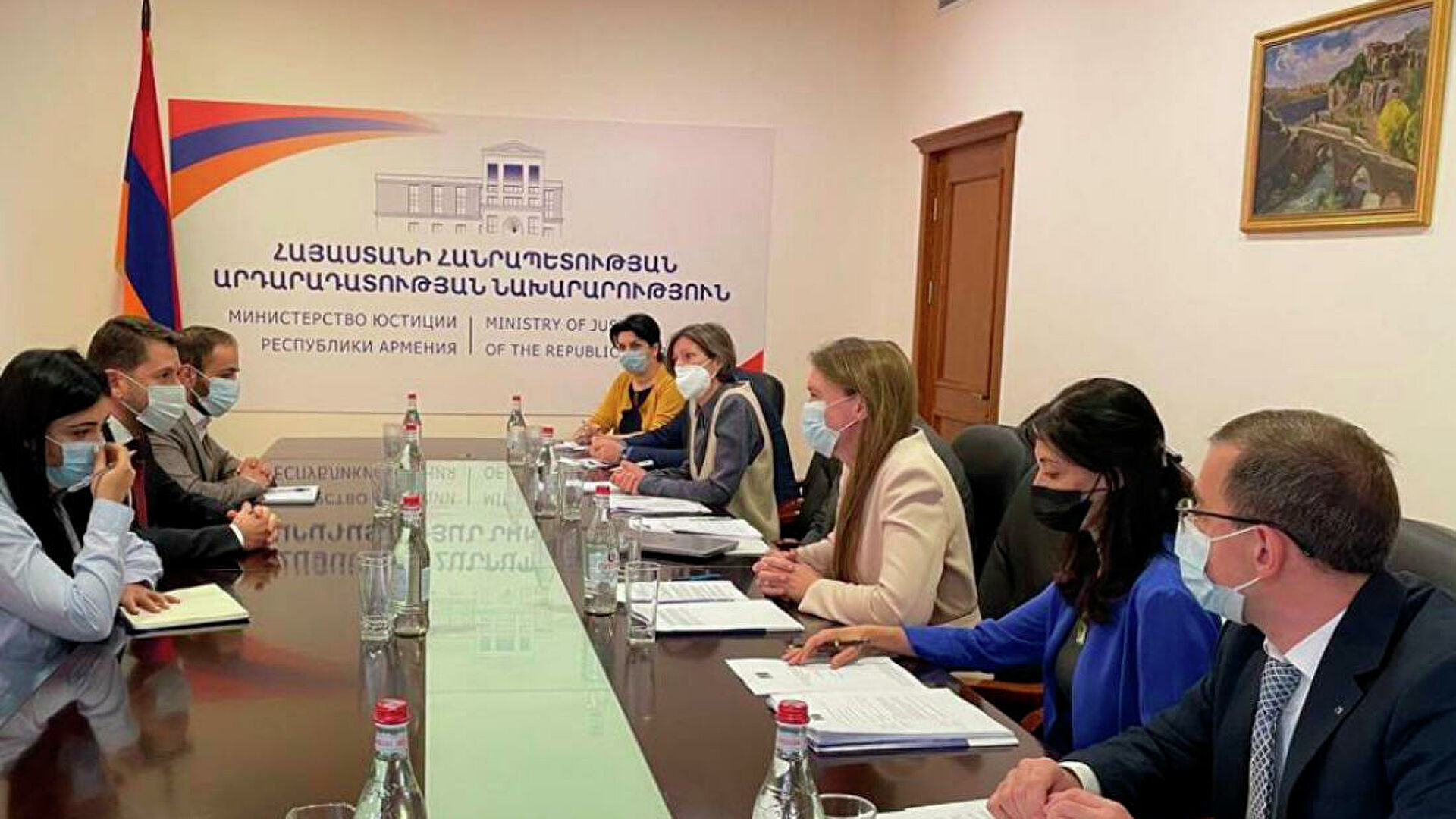 Глава Минюста обсудил с представителями Совета Европы проблему армянских пленных 