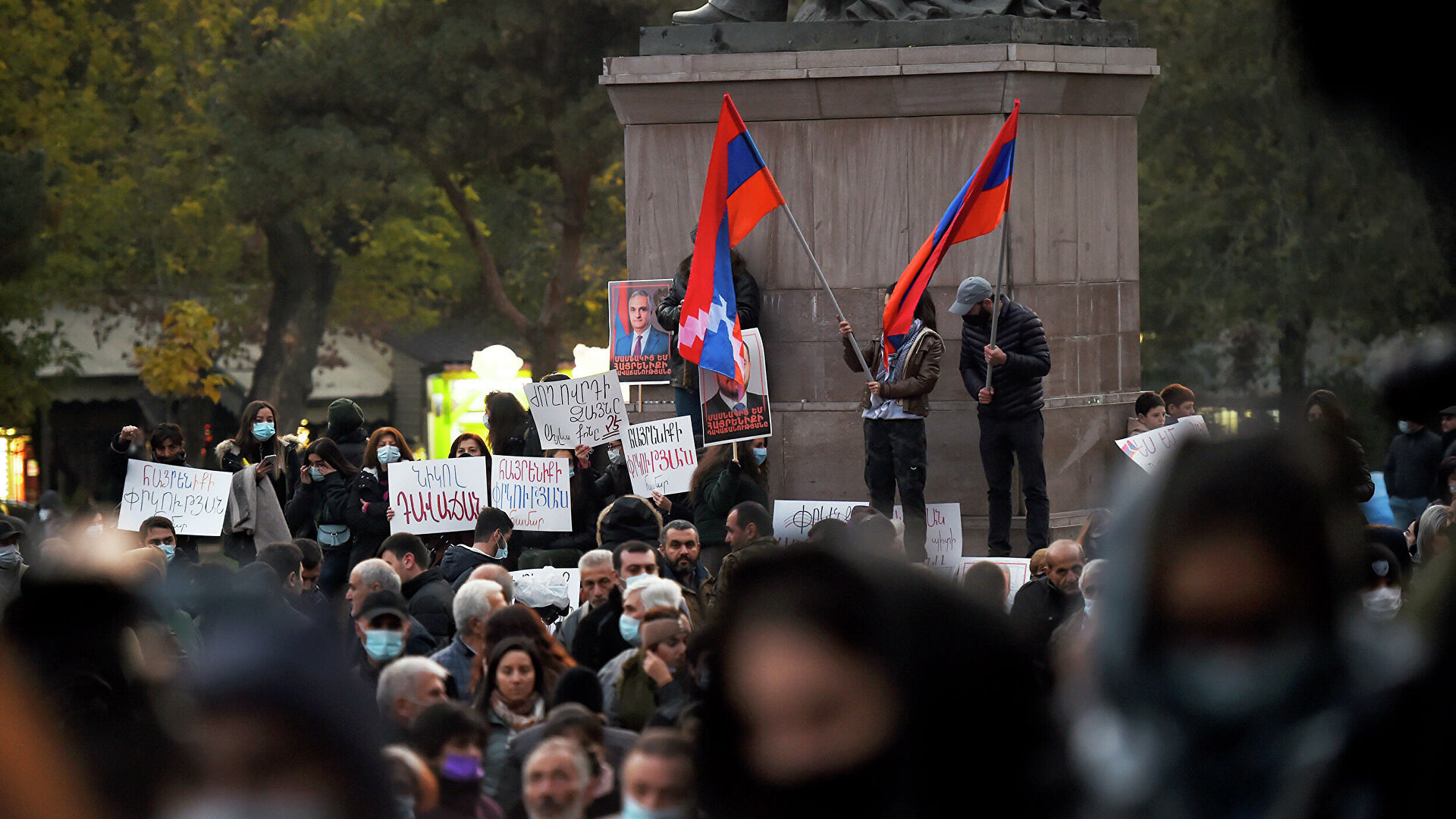 Обзор мировой прессы в рамках проекта Dialogorg.ru о ситуации в Армении и вокруг Нагорного Карабаха 