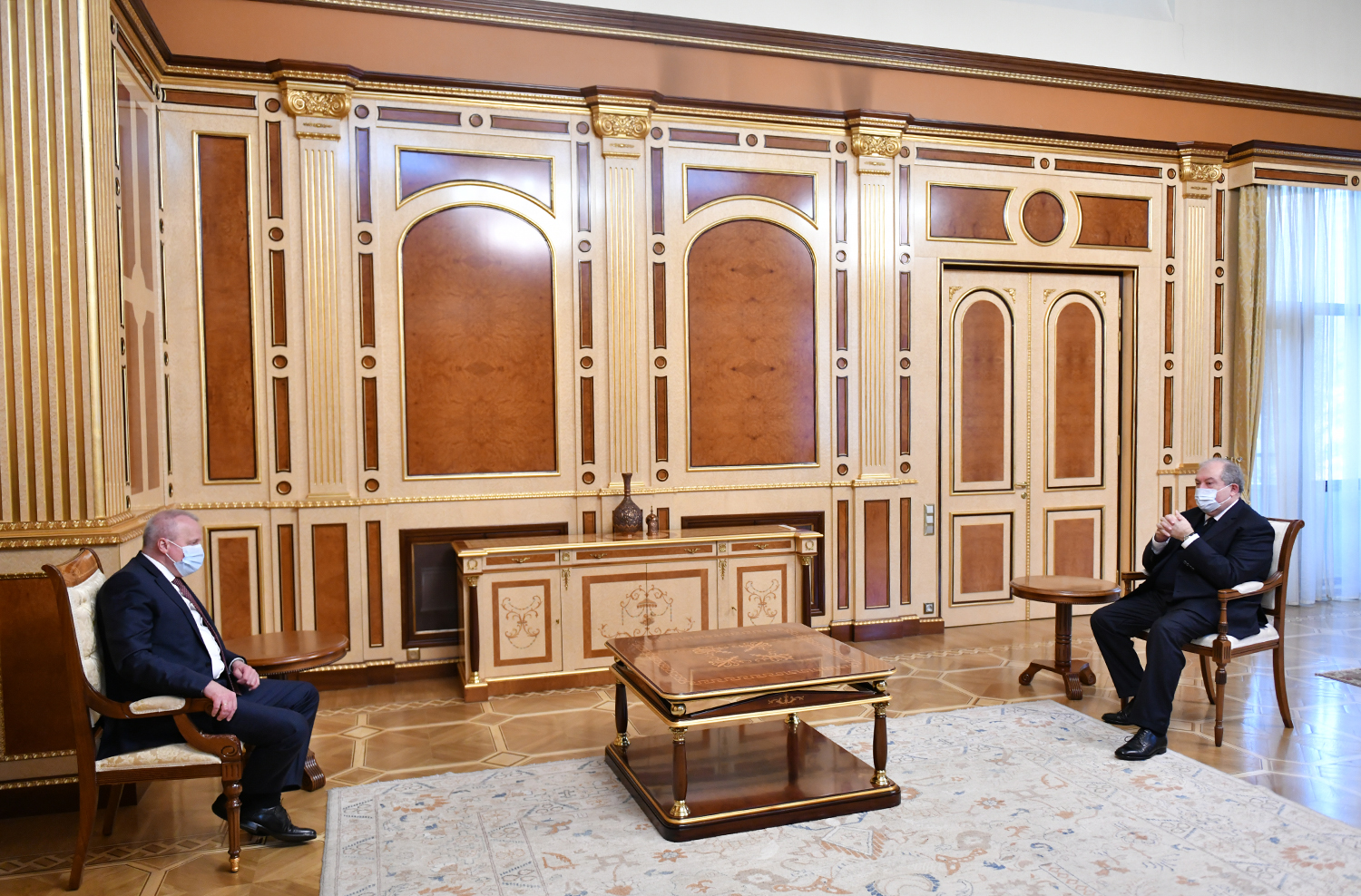 Президент Армении и посол РФ обсудили повестку армяно-российских отношений 