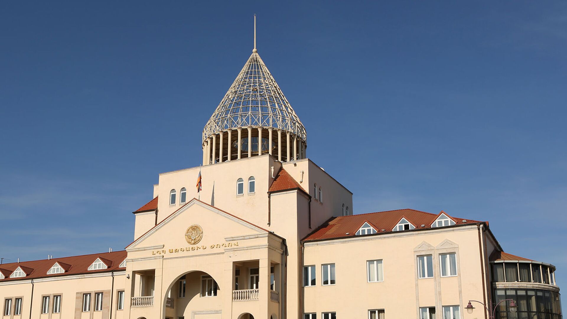 На заседании Национального собрания Арцаха будет обсужден проект поправок в Конституции 