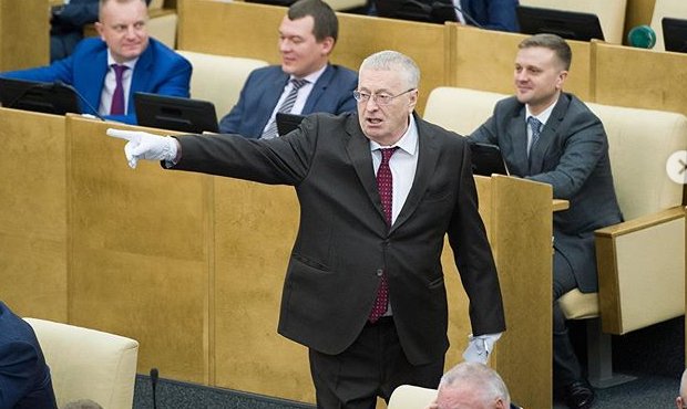 "Мы вам дали Конституцию, а вы нам наручники на руки!": Жириновский после задержания Фургала пригрозил уходом ЛДПР из Госдумы  
