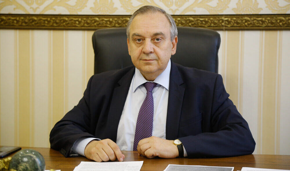 Георгий Мурадов: Официальная делегация Крыма намерена посетить Армению  