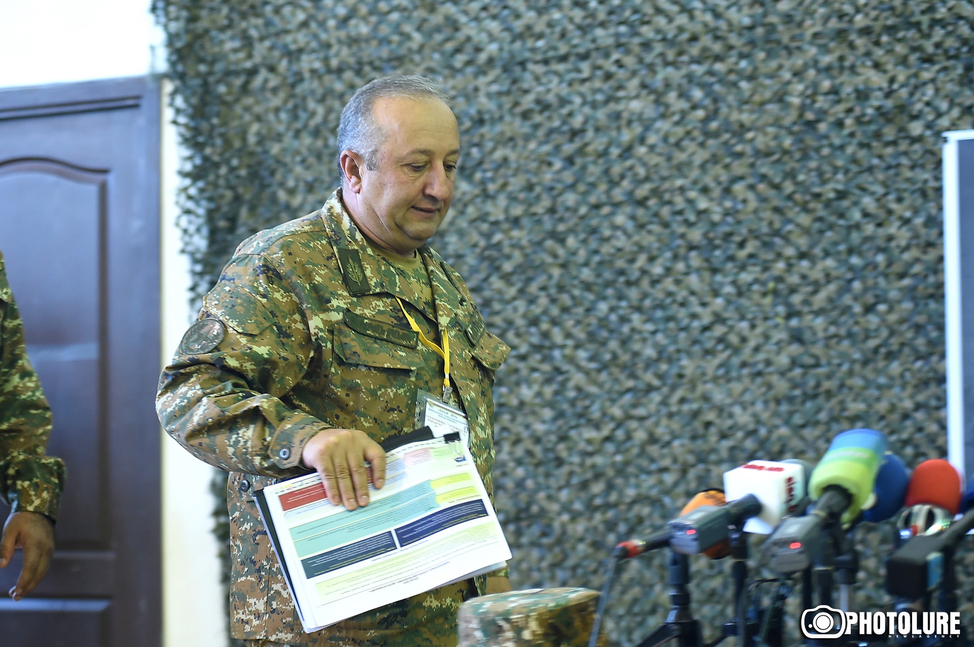 Генерал Мовсес Акопян: Причиной поражения в войне в Карабахе являются плохая организация и низкий уровень управления войсками 