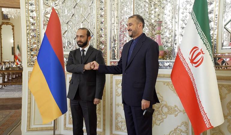 Главы МИД Армении и Ирана обсудили работы по подписанию соглашения о международном транспортном коридоре "Персидский залив – Черное море" 