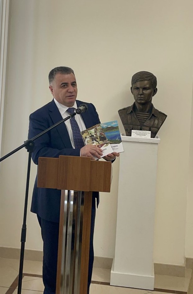 Навоян Ю.Л..jpg