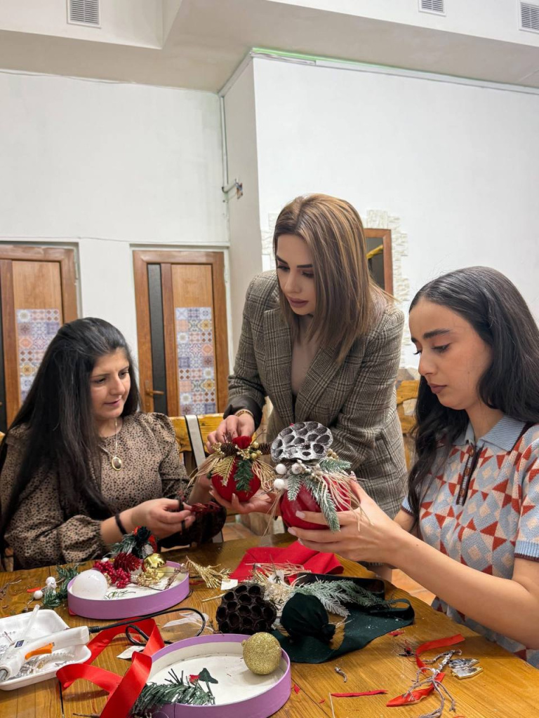 2025-12-23 11.43.04.jpg