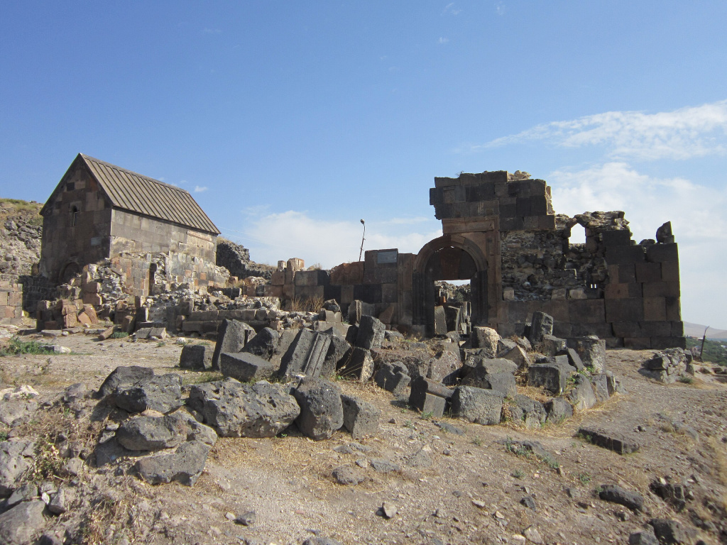 Монастырь Святого Саркиса (Уши)- Армения Монастырь Святого Саргиса (Уши).jpeg