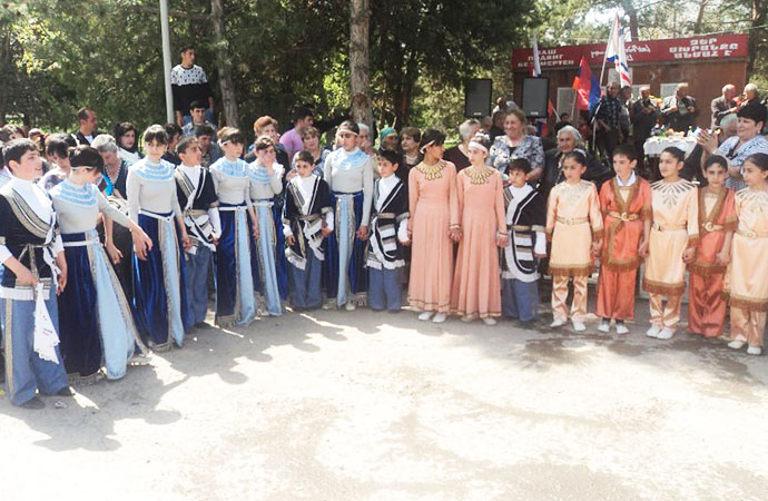 ассирийцы Арзни.jpg