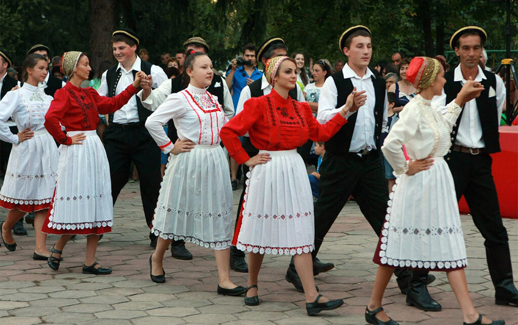 Банатские католики - потомки армянских павликиан.jpeg