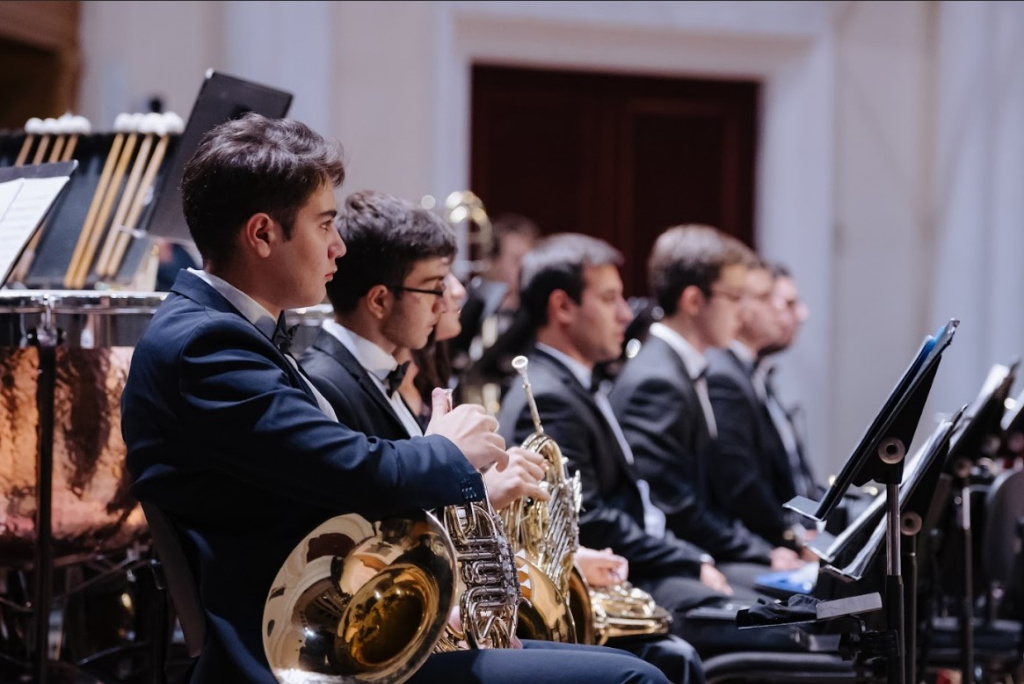 Артисты.jpg Артисты.jpg